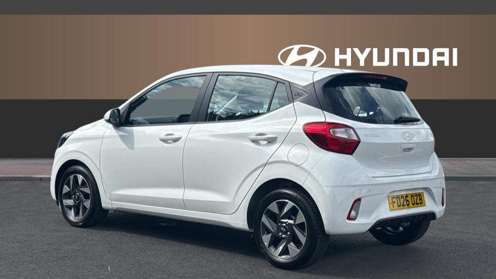 Hyundai i10 1.0 [63] Advance 5dr Auto [Nav] Petrol Hatchback - Image 2