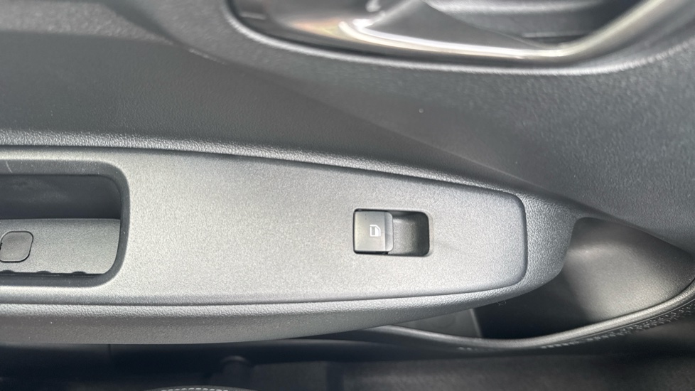 Hyundai i10 1.0 [63] Advance 5dr Auto [Nav] Petrol Hatchback - Image 21