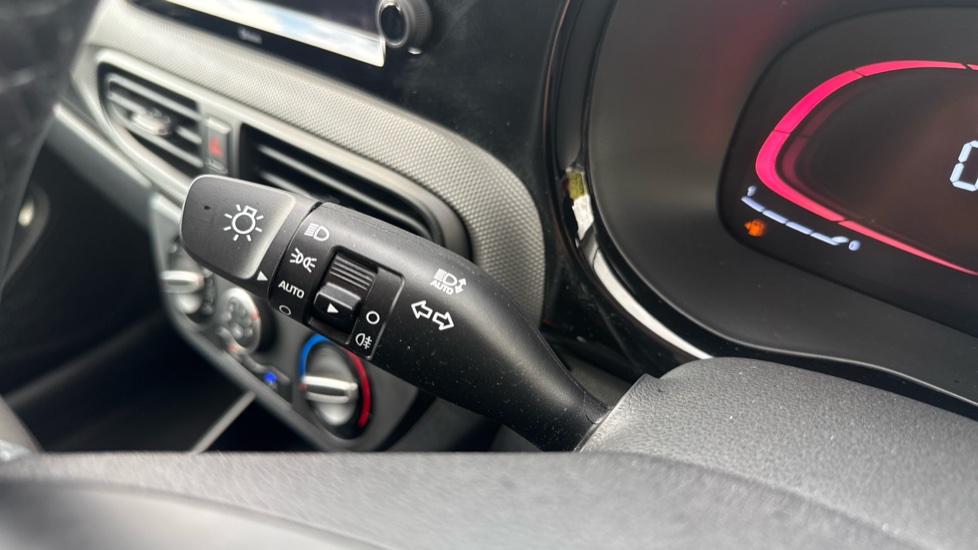 Hyundai i10 1.0 [63] Advance 5dr Auto [Nav] Petrol Hatchback - Image 34