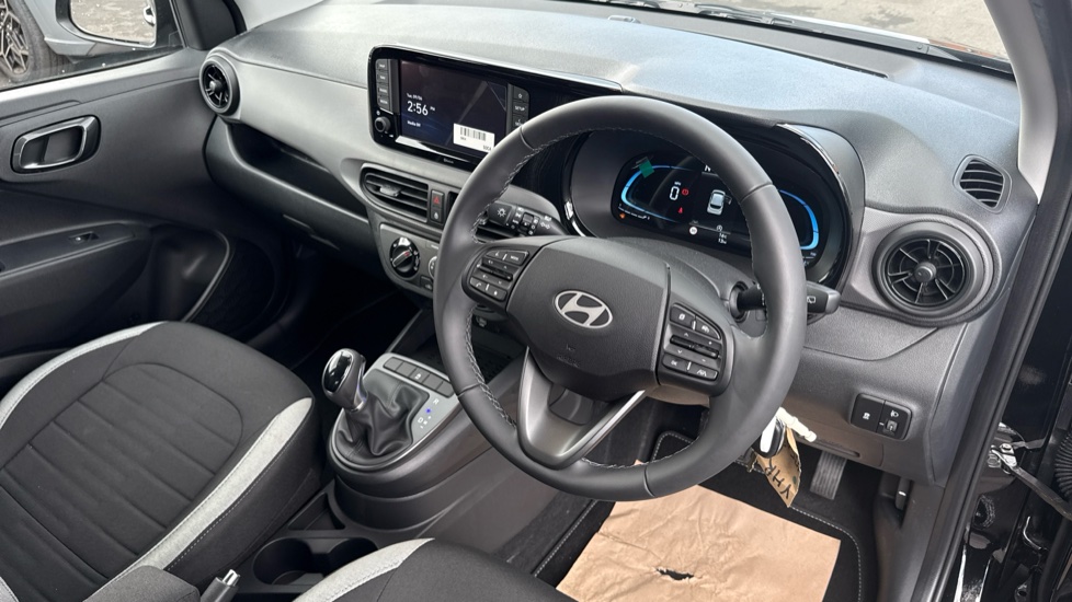 Hyundai i10 1.0 [63] Advance 5dr Auto [Nav] Petrol Hatchback - Image 11