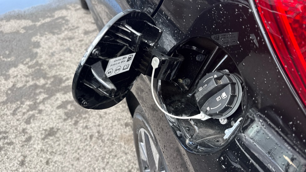 Hyundai i10 1.0 [63] Advance 5dr Auto [Nav] Petrol Hatchback - Image 39