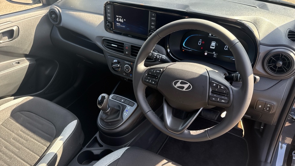 Hyundai i10 1.0 [63] Advance 5dr Auto [Nav] Petrol Hatchback - Image 11