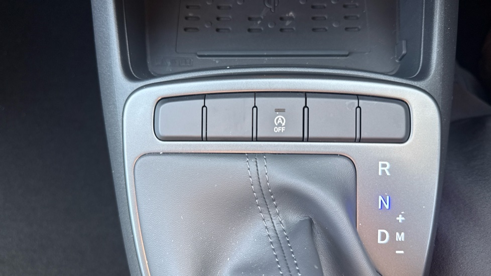 Hyundai i10 1.0 [63] Advance 5dr Auto [Nav] Petrol Hatchback - Image 24