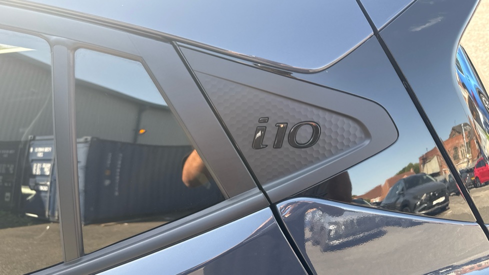 Hyundai i10 1.0 [63] Advance 5dr Auto [Nav] Petrol Hatchback - Image 36