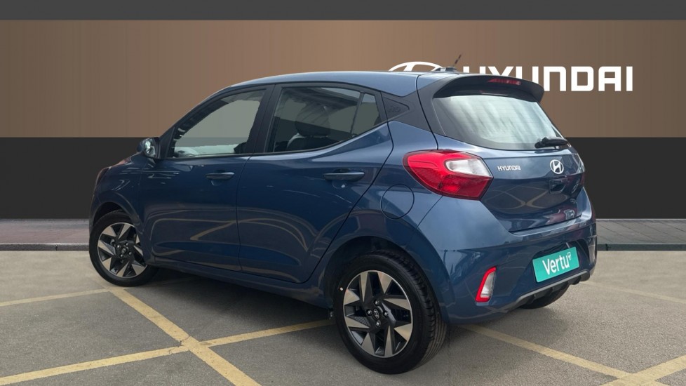 Hyundai i10 1.0 [63] Advance 5dr Auto [Nav] Petrol Hatchback - Image 2