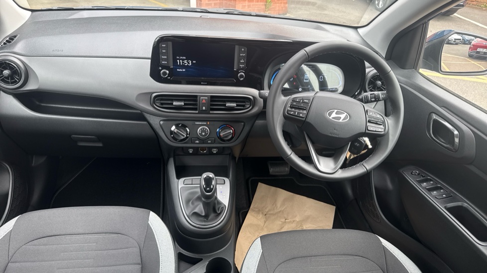 Hyundai i10 1.0 [63] Advance 5dr Auto [Nav] Petrol Hatchback - Image 10