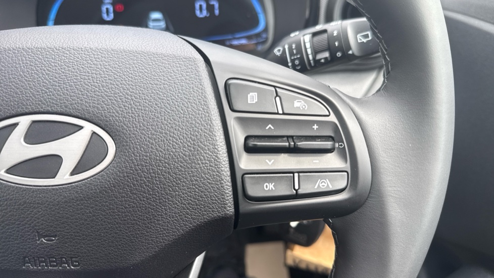Hyundai i10 1.0 [63] Advance 5dr Auto [Nav] Petrol Hatchback - Image 30