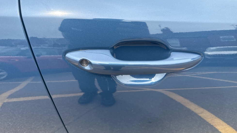 Hyundai i10 1.0 [63] Advance 5dr Auto [Nav] Petrol Hatchback - Image 44