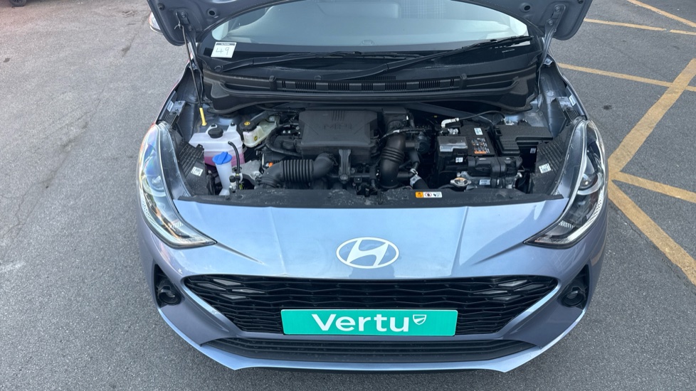 Hyundai i10 1.2 [79] Premium 5dr Auto [Nav] Petrol Hatchback - Image 8