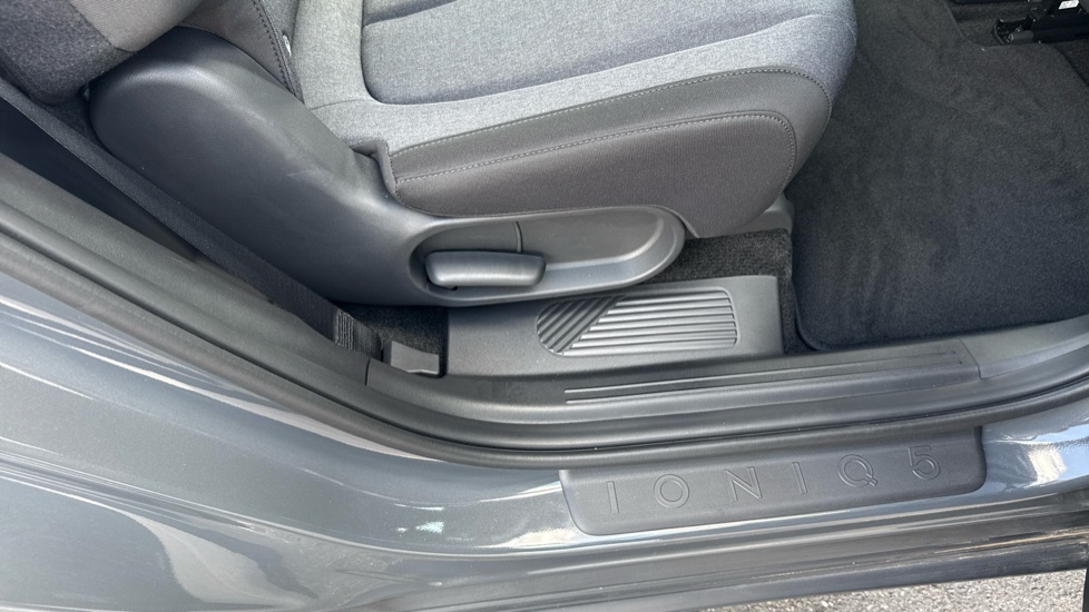 Hyundai IONIQ 5 125kW Advance 63 kWh 5dr Auto Electric Hatchback - Image 38