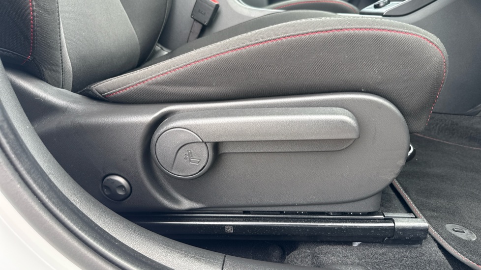 Hyundai KONA 160kW N Line 65kWh 5dr Auto Electric Hatchback - Image 36
