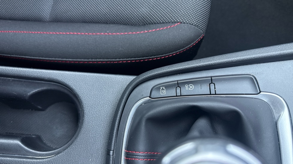 Hyundai KONA 1.0 TGDi 48V MHEV N Line 5dr Petrol Hatchback - Image 28