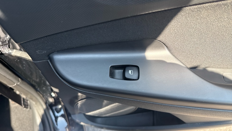 Hyundai KONA 1.0 TGDi 48V MHEV N Line 5dr Petrol Hatchback - Image 40