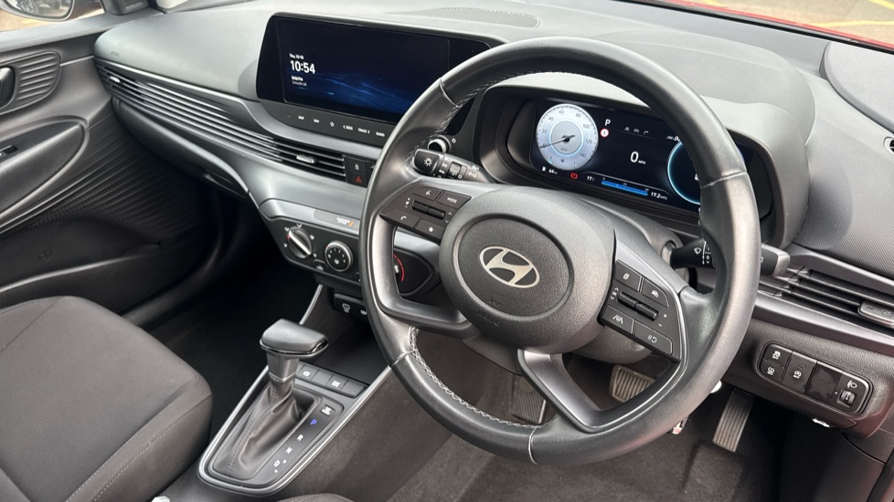 Hyundai i20 1.0T GDi Advance 5dr DCT Petrol Hatchback - Image 11