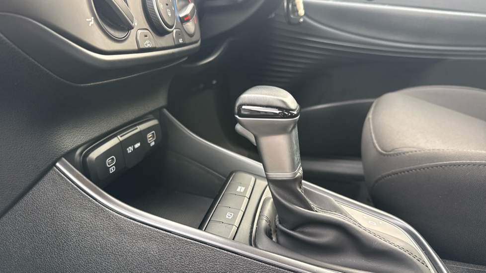 Hyundai i20 1.0T GDi Advance 5dr DCT Petrol Hatchback - Image 13