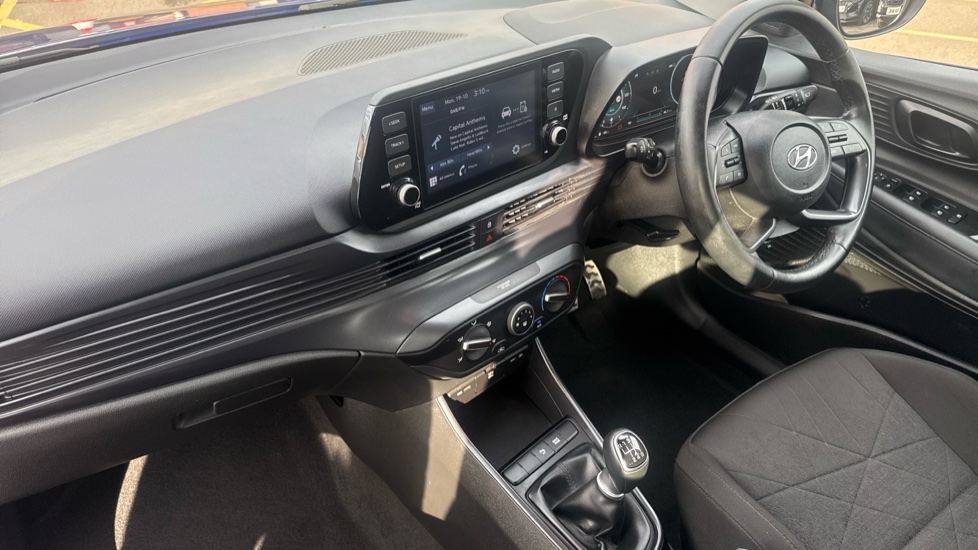 Hyundai BAYON 1.0 TGDi 48V MHEV SE Connect 5dr Petrol Hatchback - Image 9