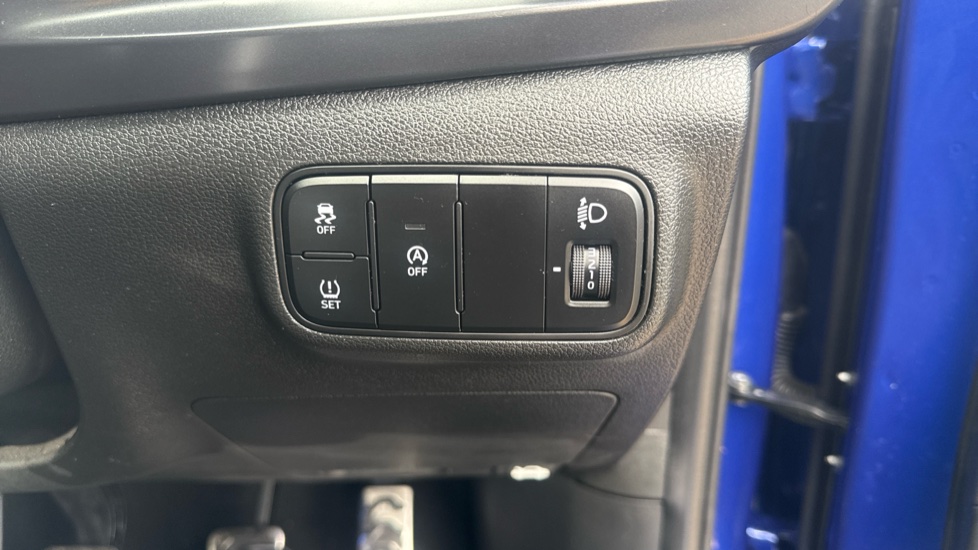 Hyundai BAYON 1.0 TGDi 48V MHEV SE Connect 5dr Petrol Hatchback - Image 38