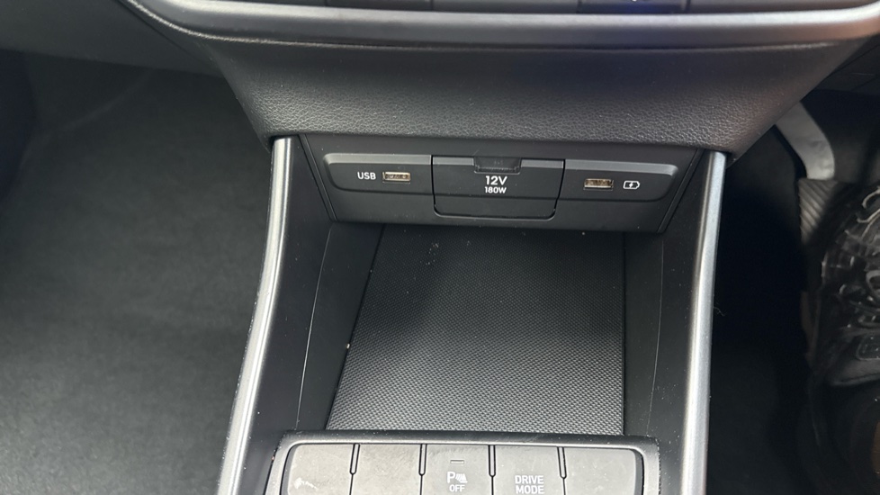 Hyundai i20 1.0T GDi 48V MHD SE Connect 5dr Petrol Hatchback - Image 26