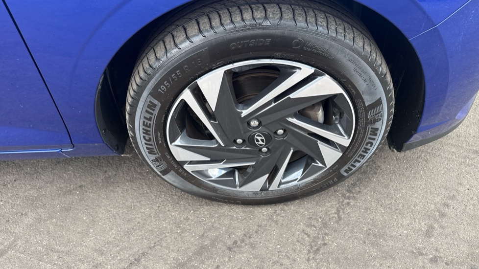 Hyundai i20 1.0T GDi 48V MHD SE Connect 5dr Petrol Hatchback - Image 39