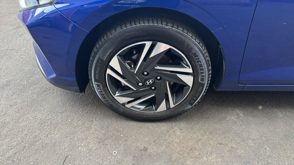 Hyundai i20 1.0T GDi 48V MHD SE Connect 5dr Petrol Hatchback - Image 40