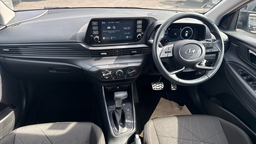 Hyundai BAYON 1.0 TGDi 48V MHEV SE Connect 5dr DCT Petrol Hatchback - Image 10