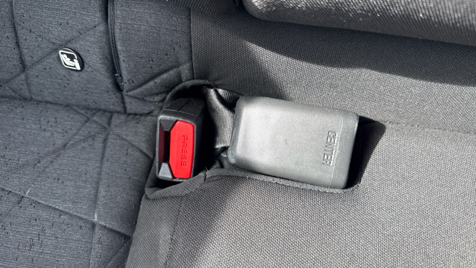 Hyundai BAYON 1.0 TGDi 48V MHEV SE Connect 5dr DCT Petrol Hatchback - Image 17