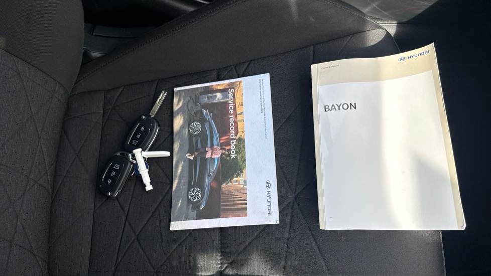 Hyundai BAYON 1.0 TGDi 48V MHEV SE Connect 5dr DCT Petrol Hatchback - Image 19