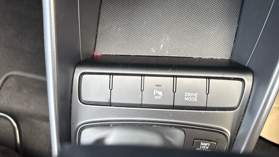 Hyundai BAYON 1.0 TGDi 48V MHEV SE Connect 5dr DCT Petrol Hatchback - Image 27