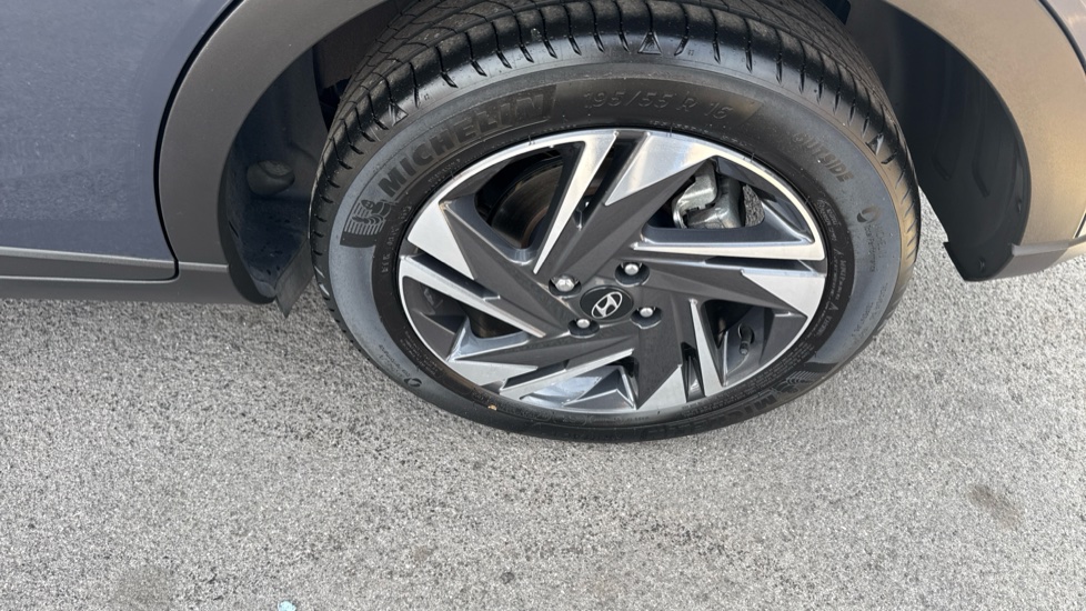 Hyundai BAYON 1.0 TGDi 48V MHEV SE Connect 5dr DCT Petrol Hatchback - Image 42