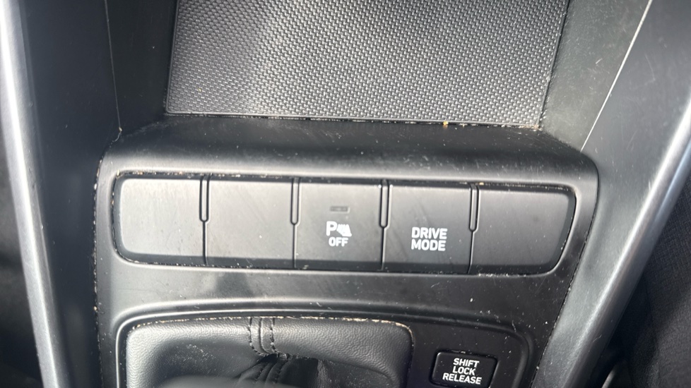 Hyundai BAYON 1.0 TGDi 48V MHEV SE Connect 5dr DCT Petrol Hatchback - Image 27