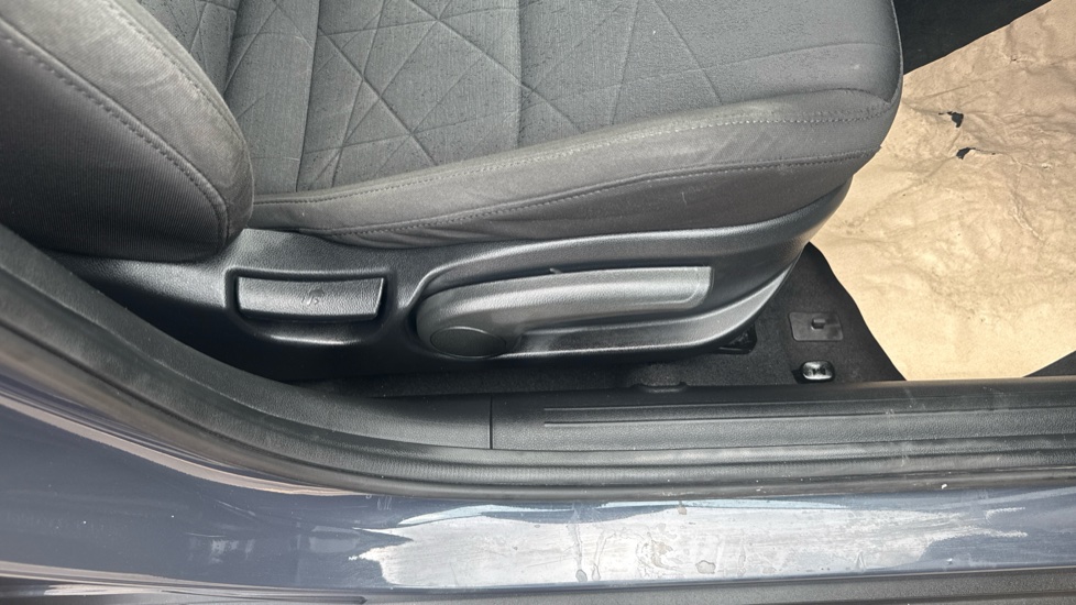 Hyundai BAYON 1.0 TGDi 48V MHEV SE Connect 5dr DCT Petrol Hatchback - Image 35