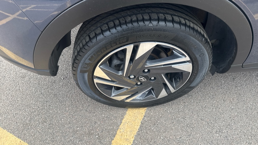 Hyundai BAYON 1.0 TGDi 48V MHEV SE Connect 5dr DCT Petrol Hatchback - Image 37