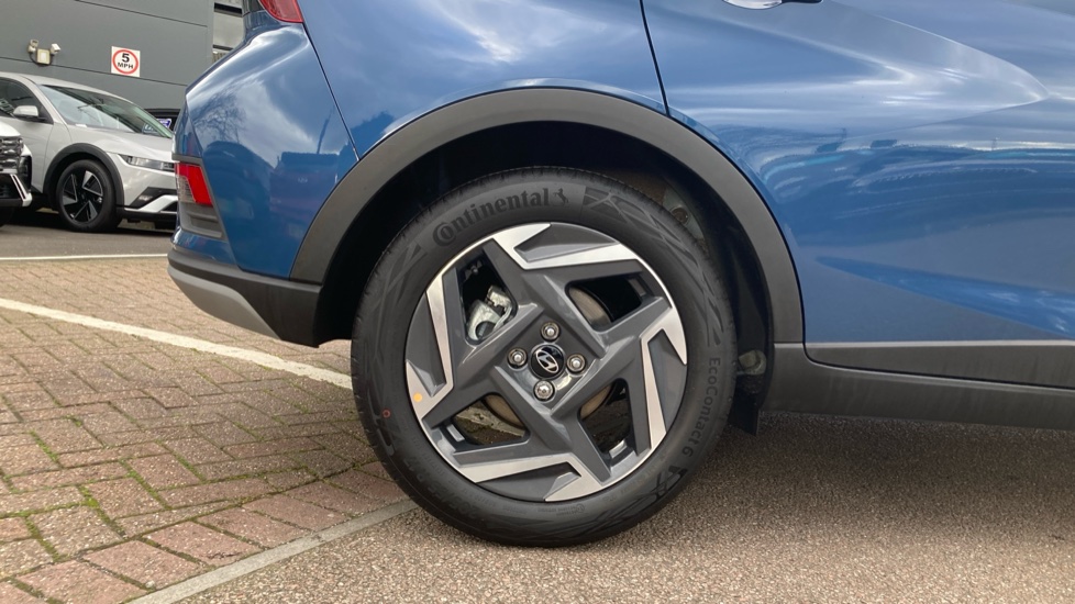 Hyundai BAYON 1.0 TGDi [90] Tech Line 5dr DCT Petrol Hatchback - Image 7