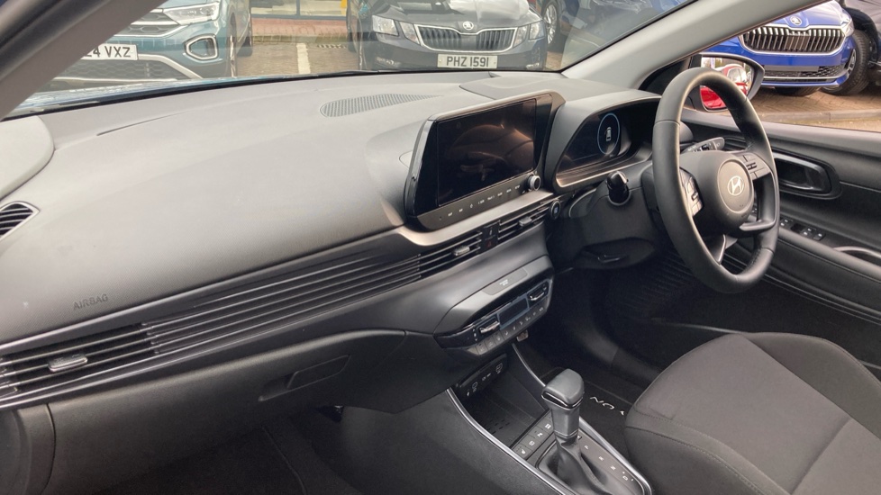 Hyundai BAYON 1.0 TGDi [90] Tech Line 5dr DCT Petrol Hatchback - Image 9