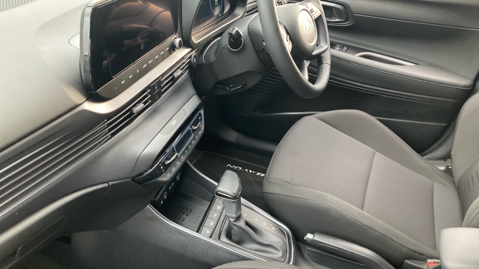 Hyundai BAYON 1.0 TGDi [90] Tech Line 5dr DCT Petrol Hatchback - Image 13