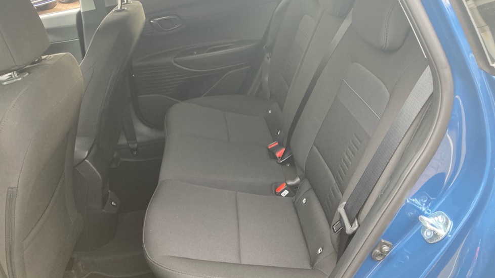 Hyundai BAYON 1.0 TGDi [90] Tech Line 5dr DCT Petrol Hatchback - Image 16