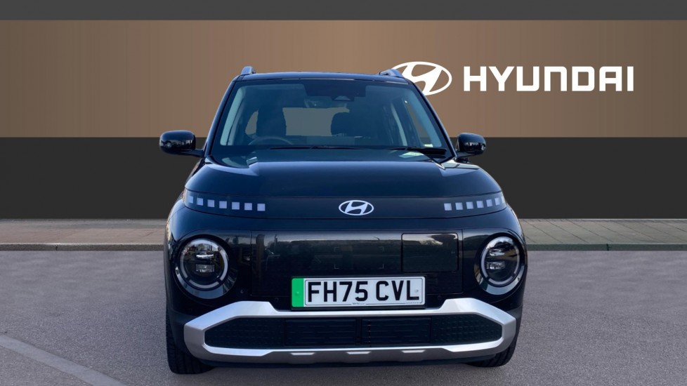 Hyundai INSTER 85kW 02 49kWh 5dr Auto Electric Hatchback - Image 3