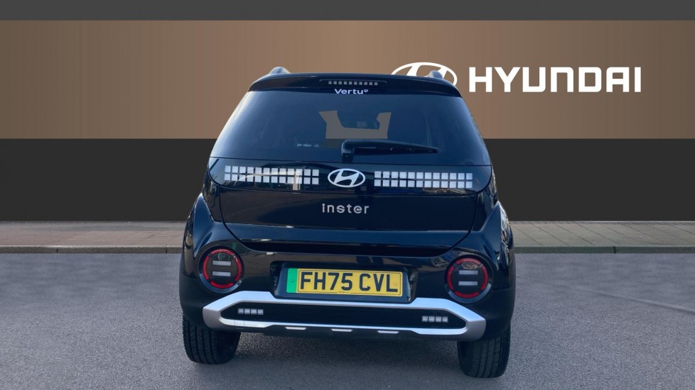 Hyundai INSTER 85kW 02 49kWh 5dr Auto Electric Hatchback - Image 6