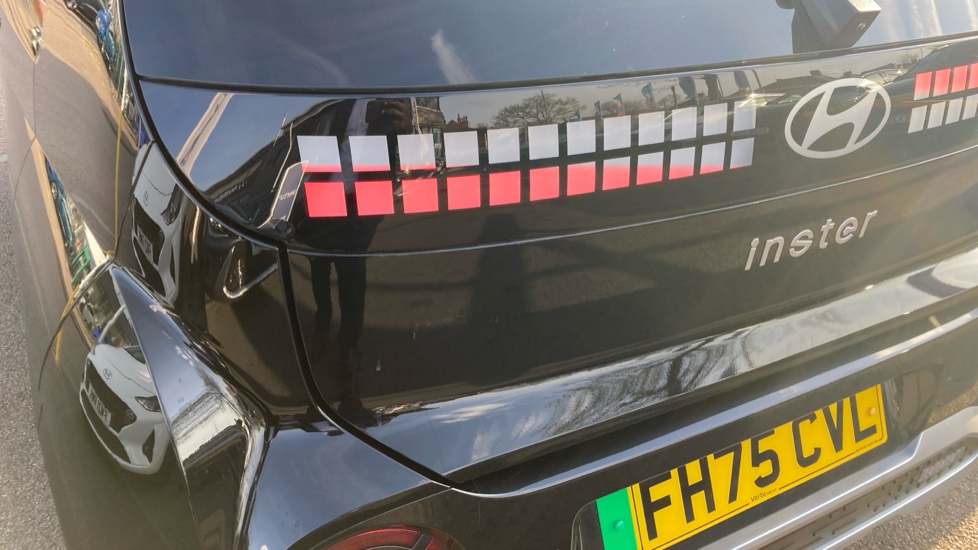 Hyundai INSTER 85kW 02 49kWh 5dr Auto Electric Hatchback - Image 43