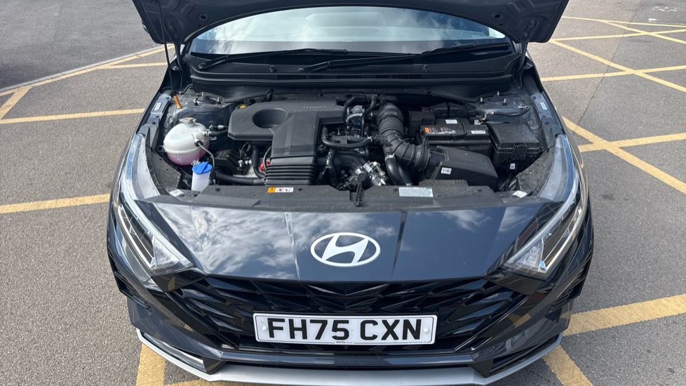 Hyundai i20 1.0T GDi 90 Tech Line 5dr Petrol Hatchback - Image 8