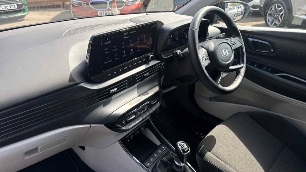 Hyundai i20 1.0T GDi 90 Tech Line 5dr Petrol Hatchback - Image 9