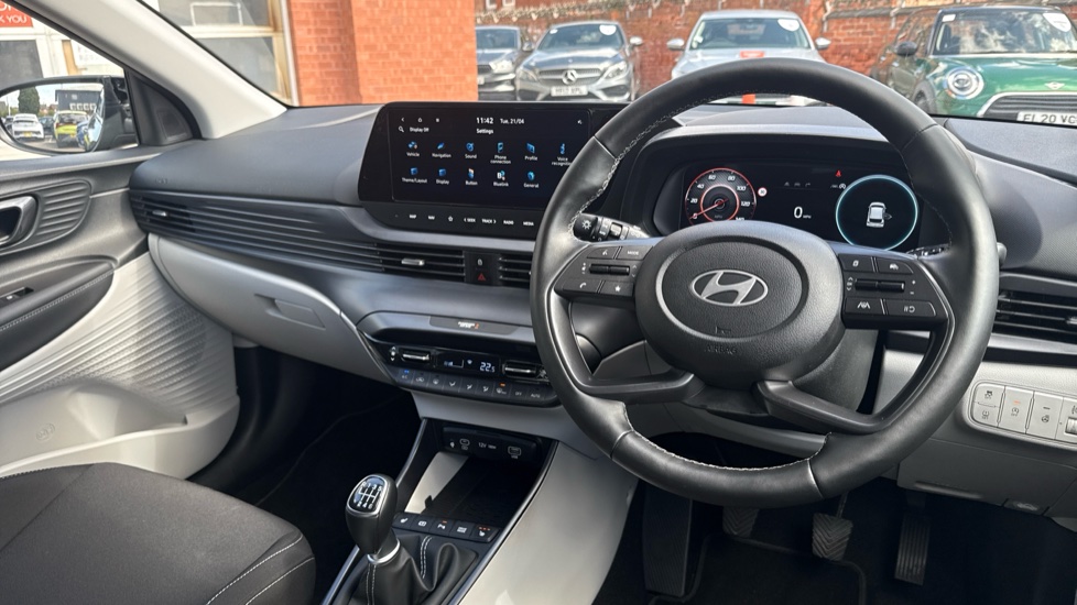 Hyundai i20 1.0T GDi 90 Tech Line 5dr Petrol Hatchback - Image 11