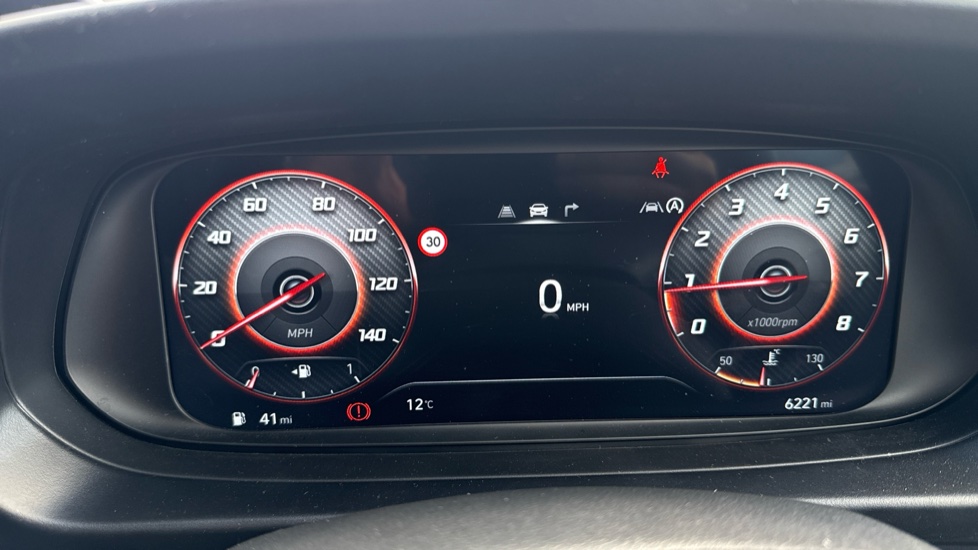 Hyundai i20 1.0T GDi 90 Tech Line 5dr Petrol Hatchback - Image 18