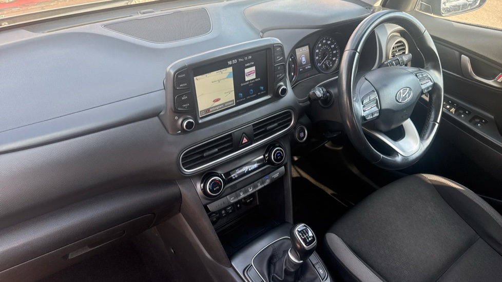 Hyundai KONA 1.0T GDi Blue Drive Premium 5dr Petrol Hatchback - Image 9