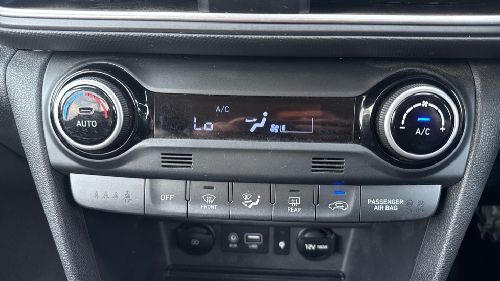 Hyundai KONA 1.0T GDi Blue Drive Premium 5dr Petrol Hatchback - Image 27