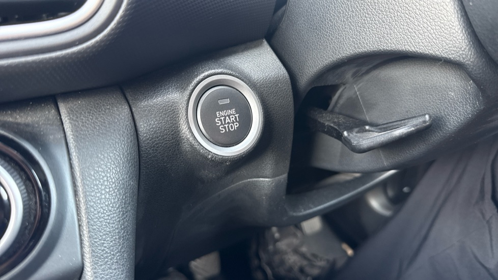 Hyundai KONA 1.0T GDi Blue Drive Premium 5dr Petrol Hatchback - Image 32