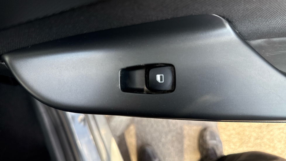 Hyundai KONA 1.0T GDi Blue Drive Premium 5dr Petrol Hatchback - Image 44