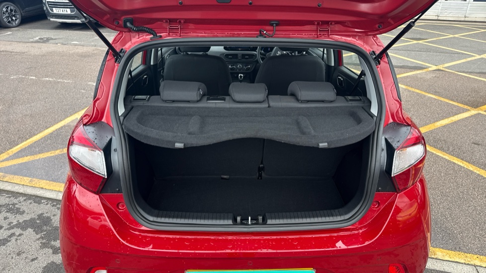 Hyundai i10 1.0 [63] Advance 5dr Auto [Nav] Petrol Hatchback - Image 4