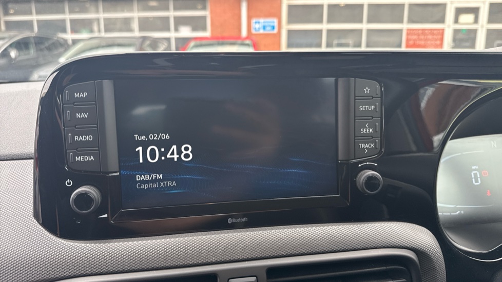 Hyundai i10 1.0 [63] Advance 5dr Auto [Nav] Petrol Hatchback - Image 12