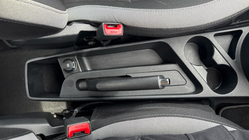 Hyundai i10 1.0 [63] Advance 5dr Auto [Nav] Petrol Hatchback - Image 29